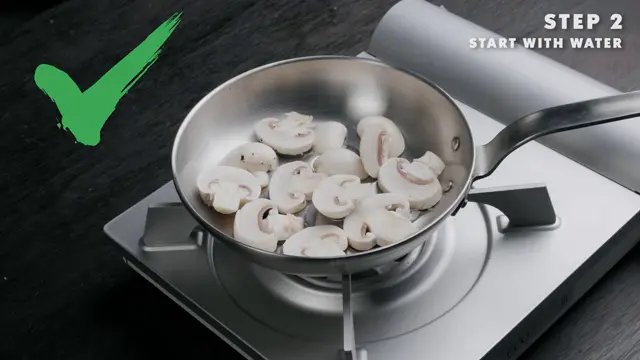 Stop Adding Oil First—This Makes Mushrooms Golden Brown | Japanese Chef