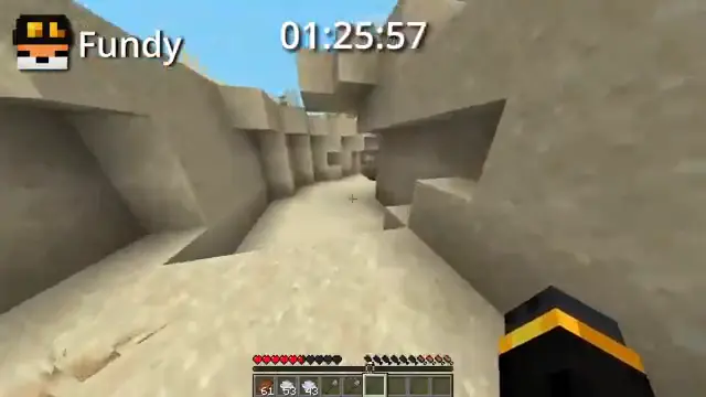 Minecraft GENIUS vs 10 Secret Bases